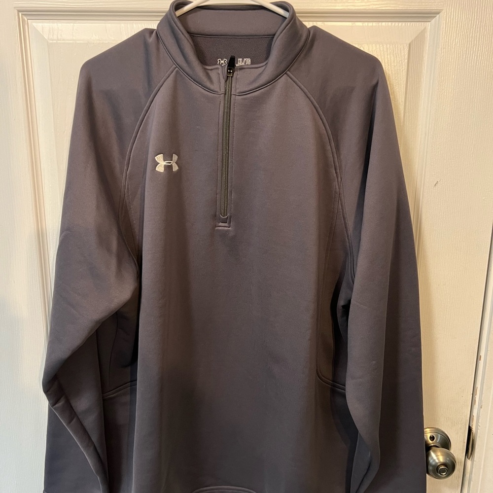 Men's quarter zip Under Armour fleece